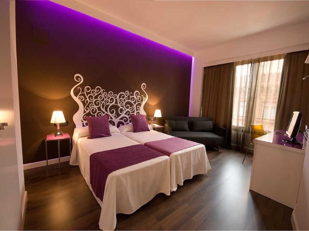 Hotel Teruel Plaza Экстерьер фото